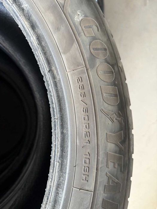 Резина зимову гуму GOOD YEAR 255/50/R21 BMW IX