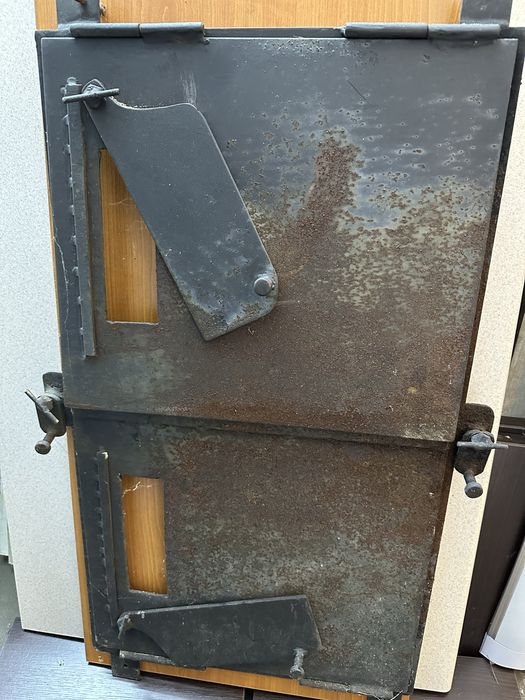 Drzwi do wędzarni, grila, paleniska, solidne