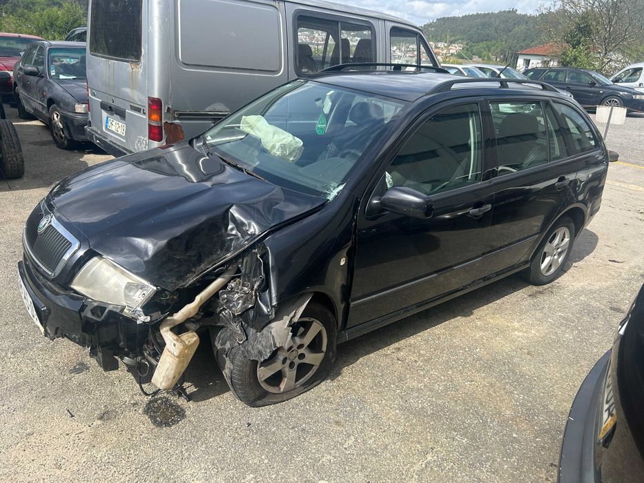 Skoda Fabia 1.2 16V Só para peças