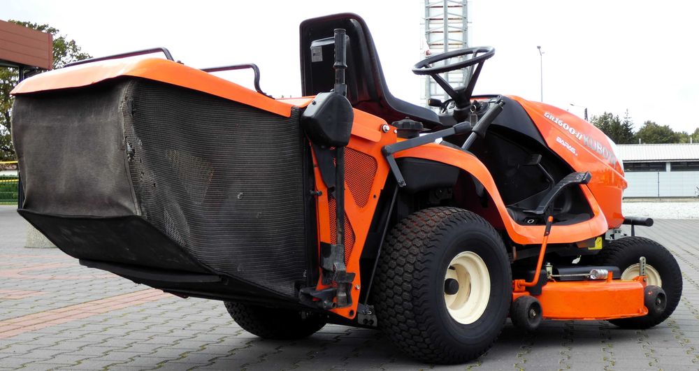 Traktorek kosiarka KUBOTA GR1600 Diesel (091001.6) - Baras
