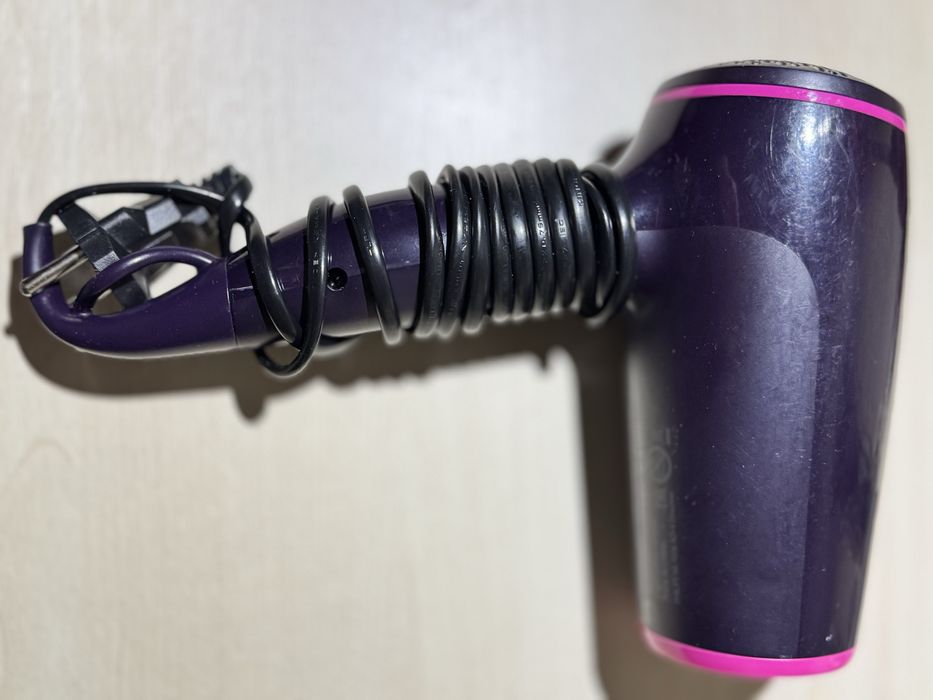 PHILIPS EssentialCare Compact 1600W