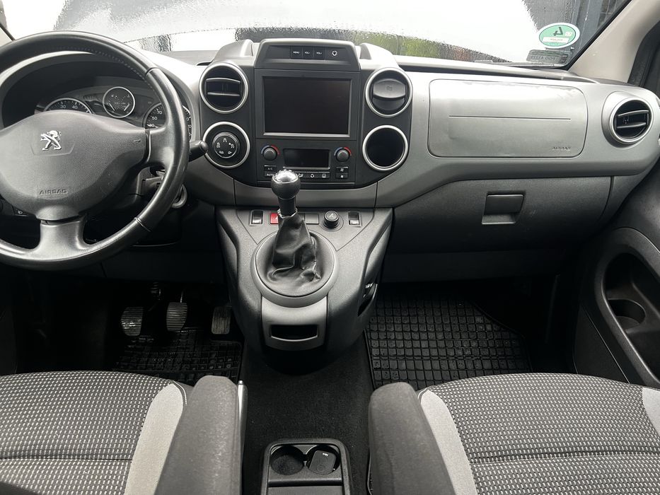Peugeot Partner 1.6 BlueHDi 99KM super stan niski przebieg!! 116 tys km 2016r.