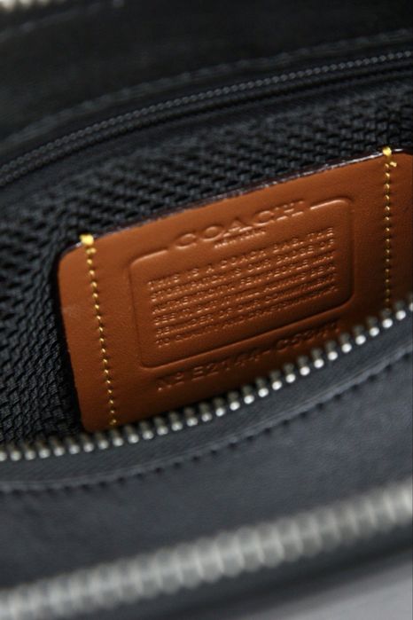 Оригінал! Чоловіча сумка Coach натуральна шкіра ( Lacoste, Hugo Boss)