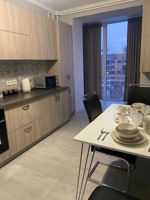 Квартира Подобово,Погодинно,Центр,Яровиця,ПАРКОМІСЦЕ