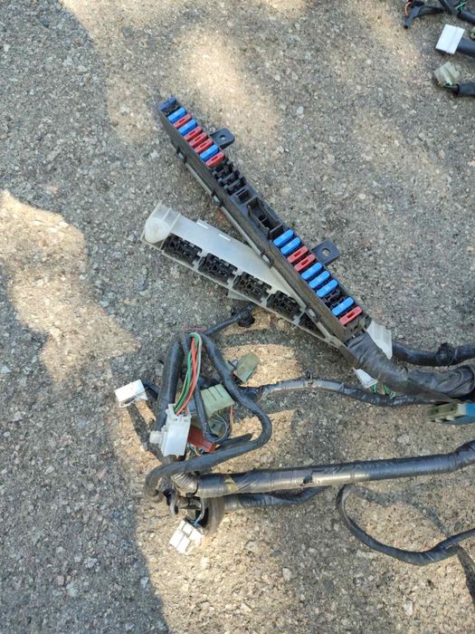 Проводка торпедо ISUZU