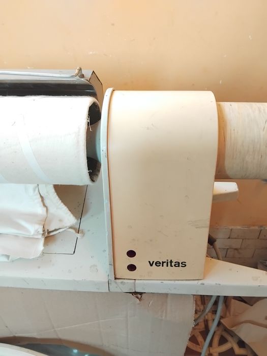 Прасувальна машина верітас .Германія