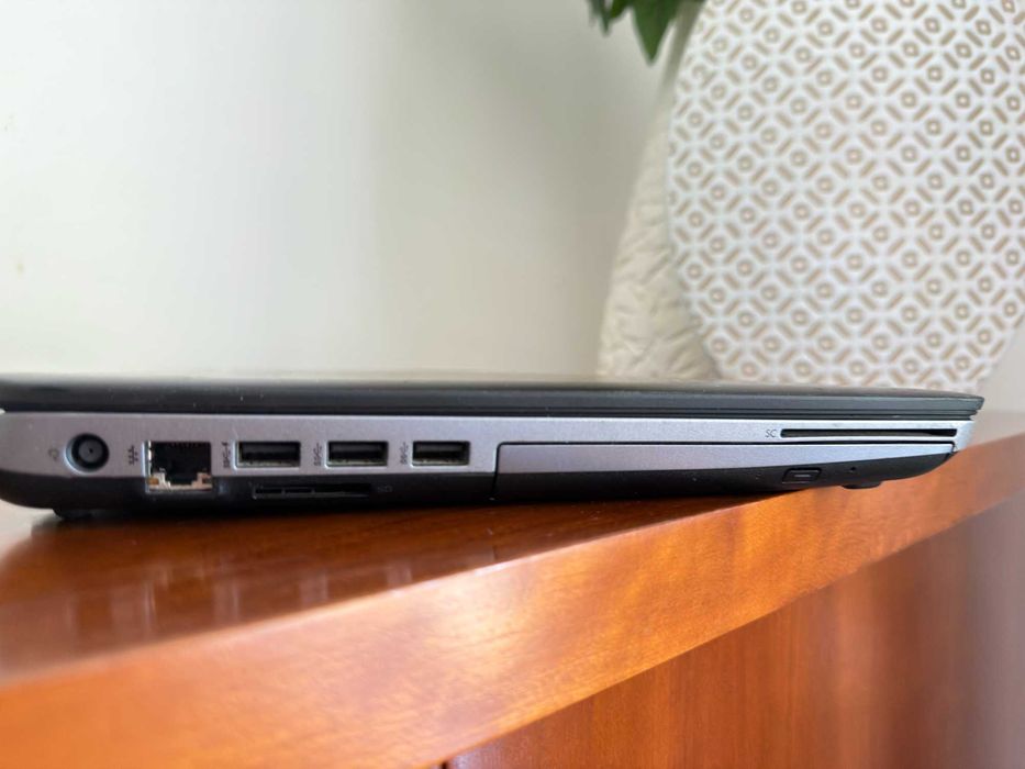 HP Probook 650 G1|15.6" HD|i5-4200M|12Gb Ram|Ssd 250Gb|Porta RS-232|