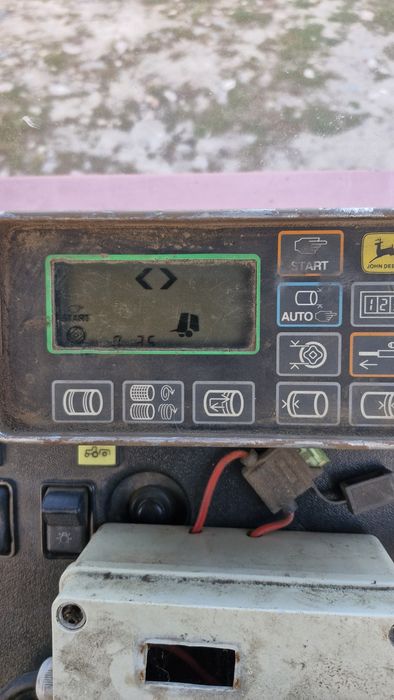 Prasa John Deere 580