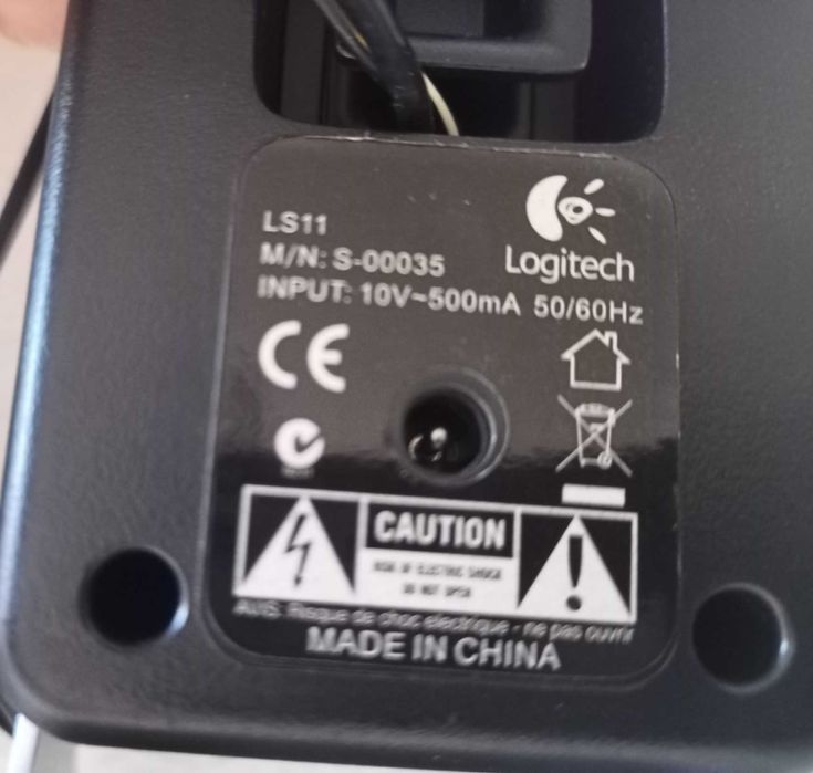 Colunas de computador Logitech LS11