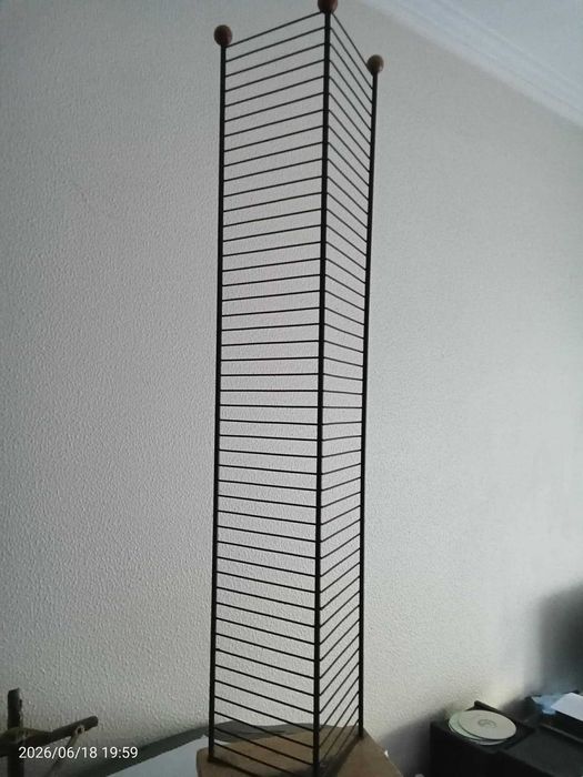 Dou Torre de CDs