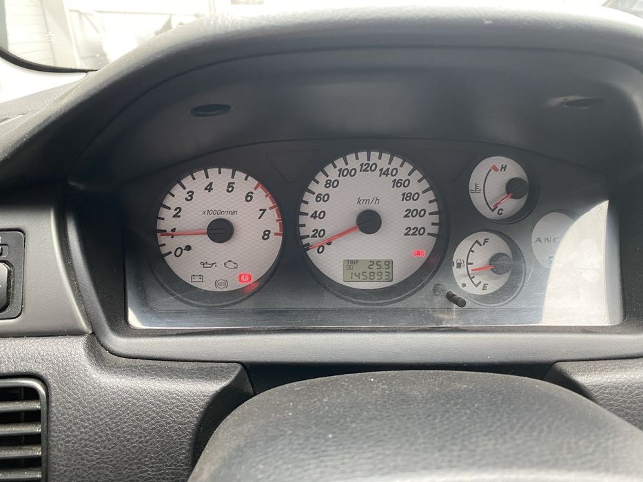 Продам MITSUBISHI Lancer 9