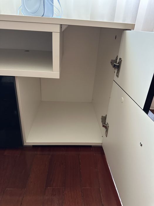 Conjunto de móveis de sala