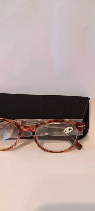 Okulary do czytania +1,5 + etui Modfans