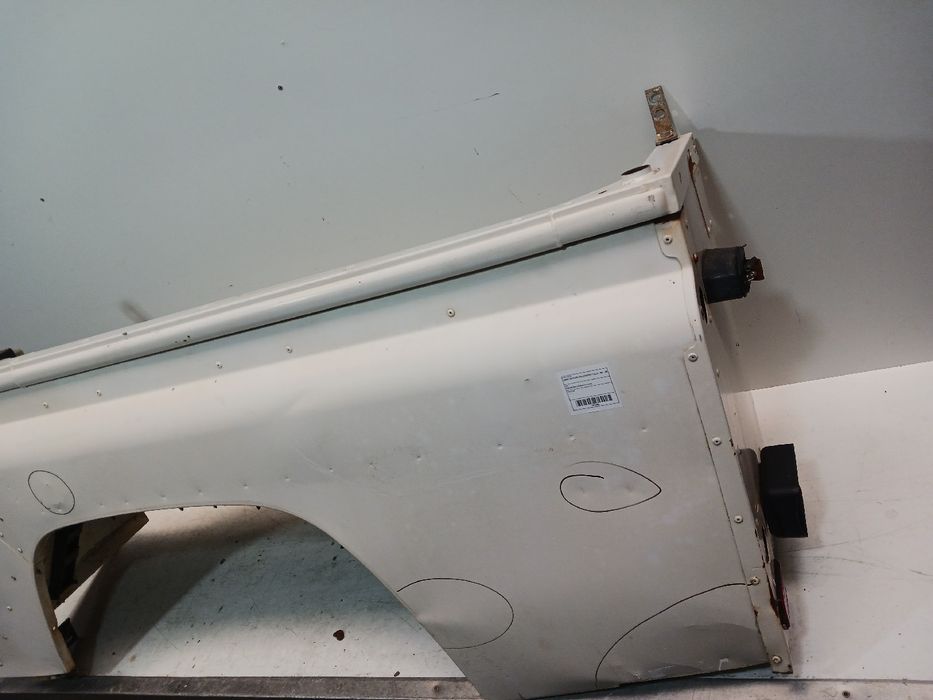 Painel trás esquerdo LAND ROVER Defender Chassis (L316)