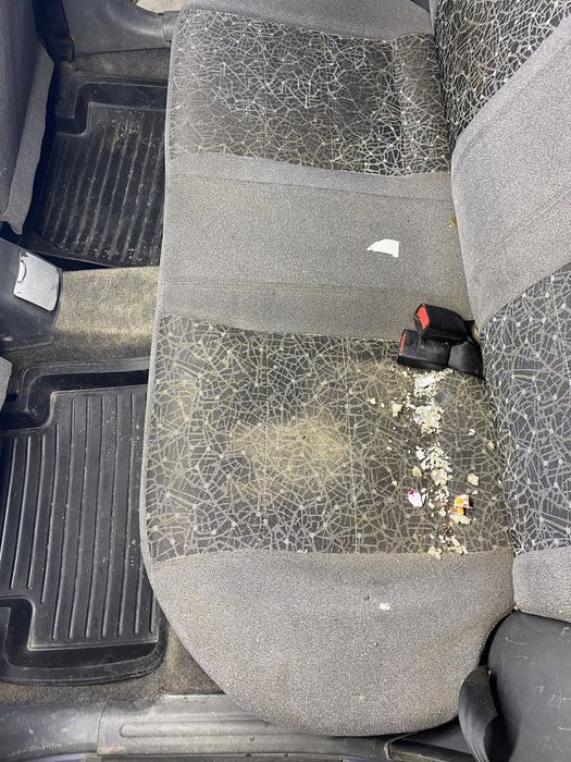 Комплексна хімчистка салону авто, Хімчистка сидінь, чистка салону