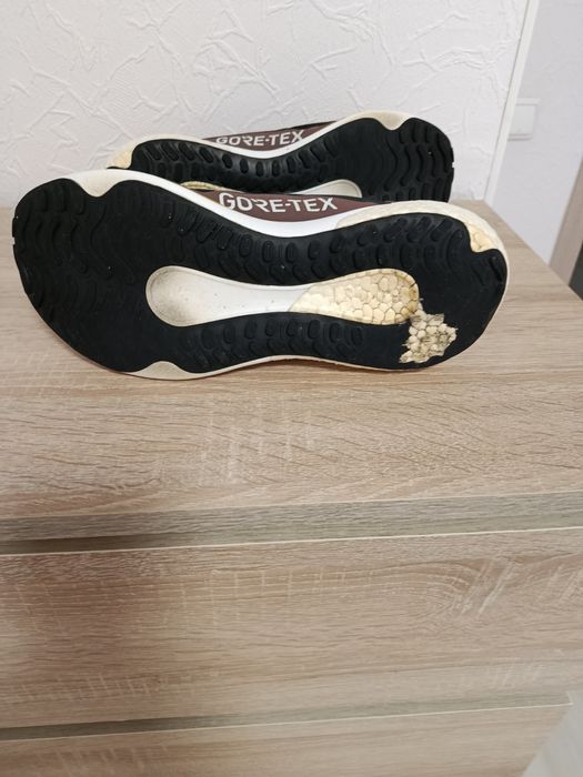 Adidas supernova gore-tex