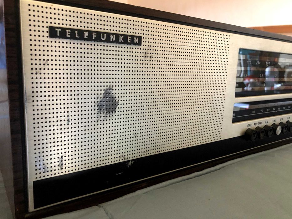 Rádio antigo Telefunken gavotte 5691