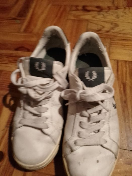 Deseja sapatilhar C/estilo usado?SapatilhasAdidas10EFred7ENike2EDesde2