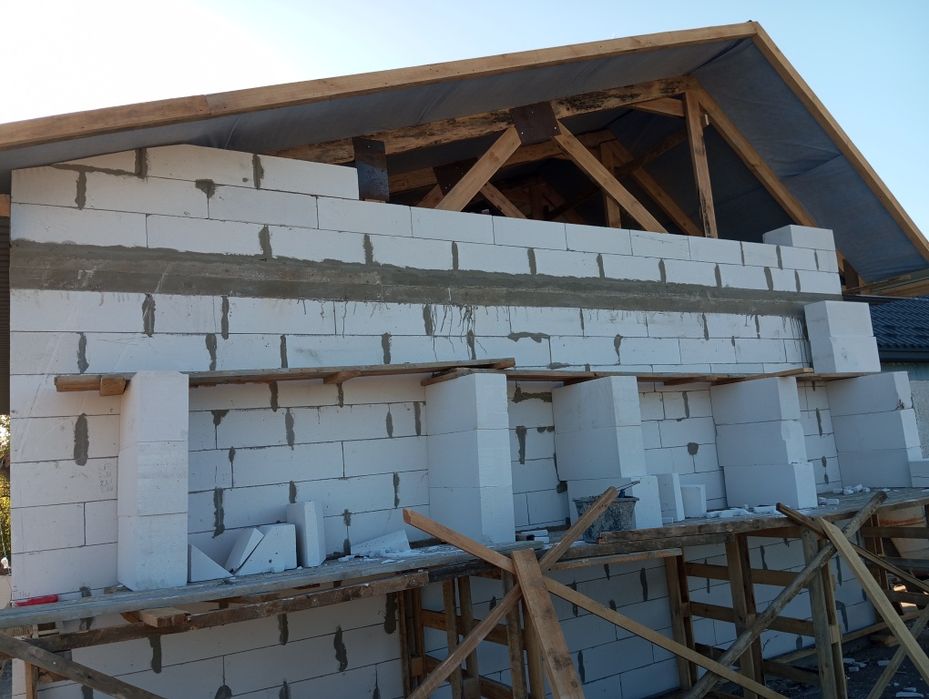 Будівельні роботи. Каменщик  штукатур.