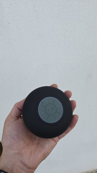 Coluna de musica á prova de água
