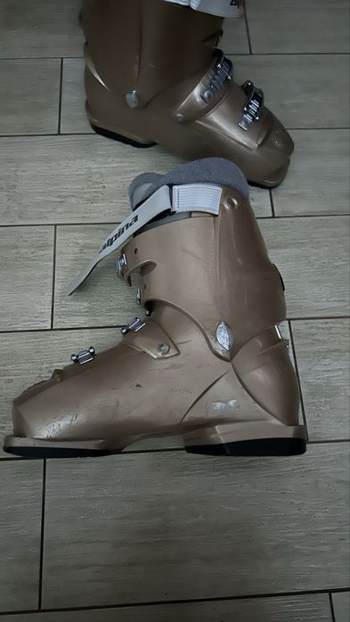 Лижні черевики Alpina