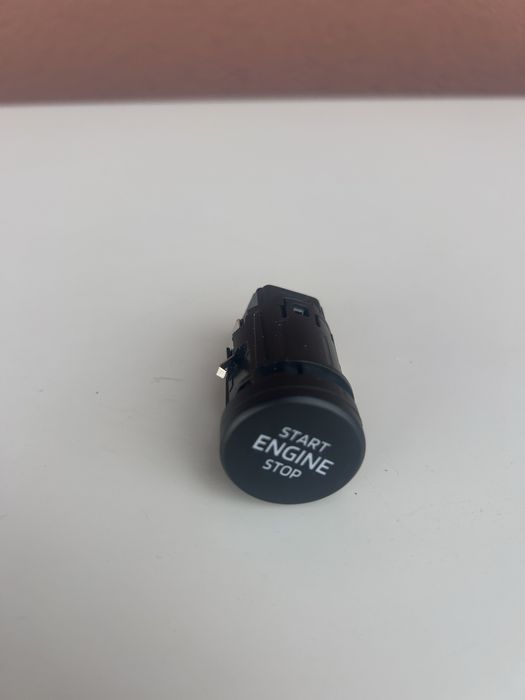 Кнопка старт стоп Skoda Volkswagen Audi Mercedes Land Rover Range