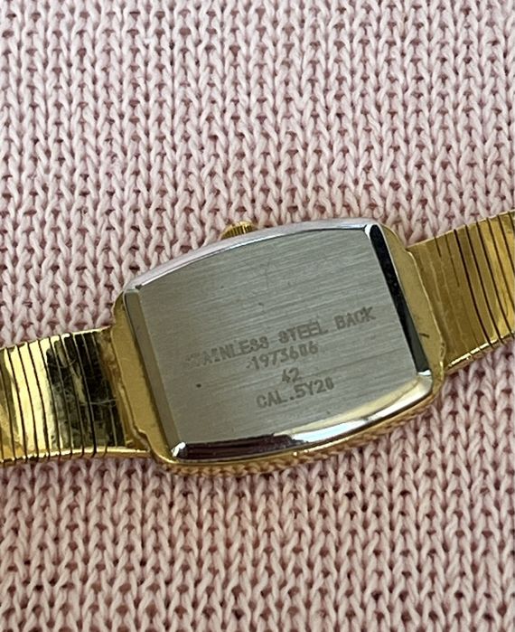 Часы женские