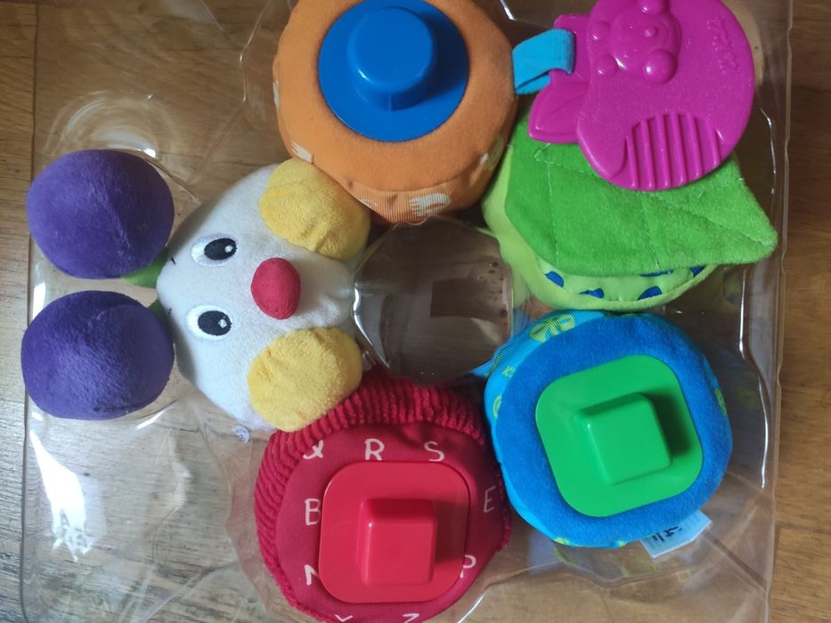 Іграшки для малят