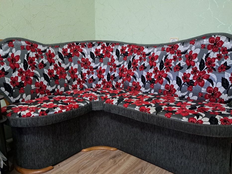 Куток кухонний в ідеальному стані