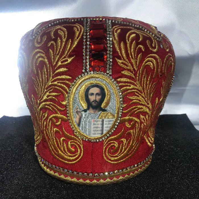 Мітра нова для священика