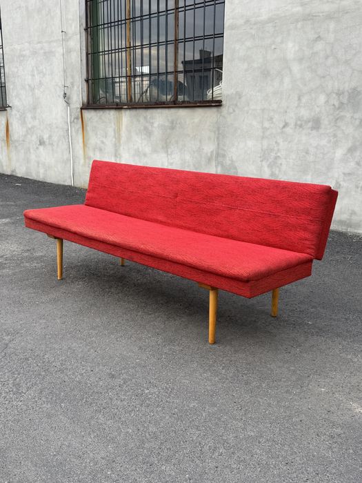 Sofa Navratil . Czechoslowacja. Prl