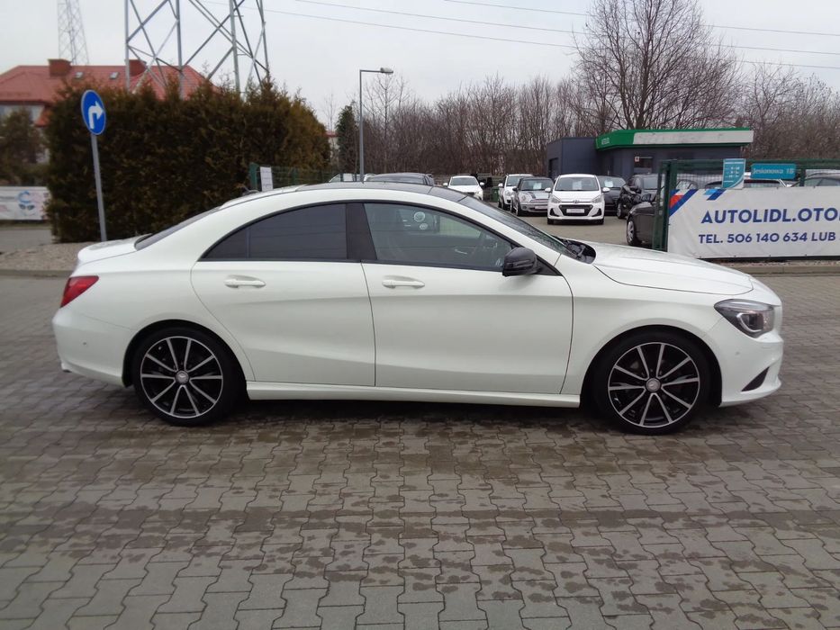 Mercedes-Benz CLA Mały przebieg śliczne wnętrze polecam