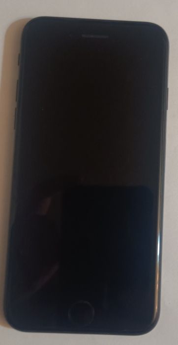 Iphone SE 2020 заблокований