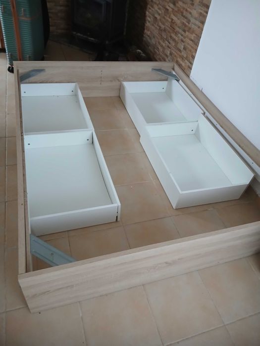 Colchão/Camas/Gavetas