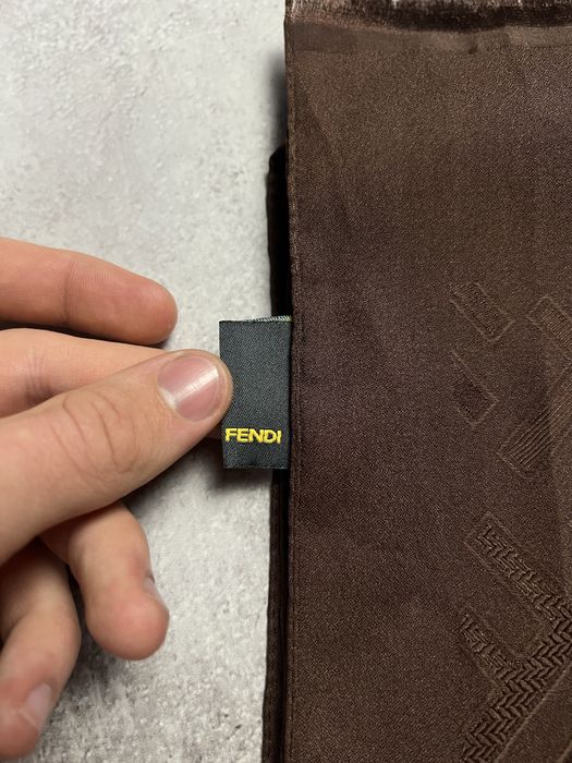 Платок шарф Fendi