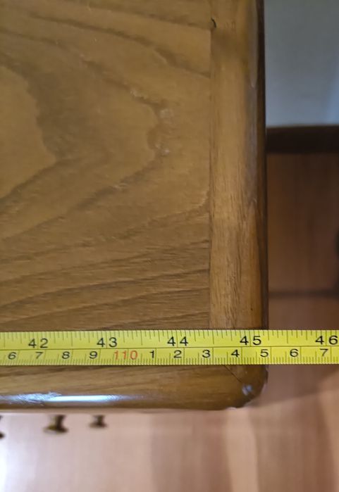 Secretária em Pinho Maciço