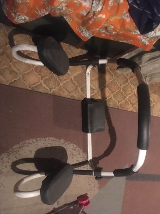 Equipamento de abdominais64286105883011121