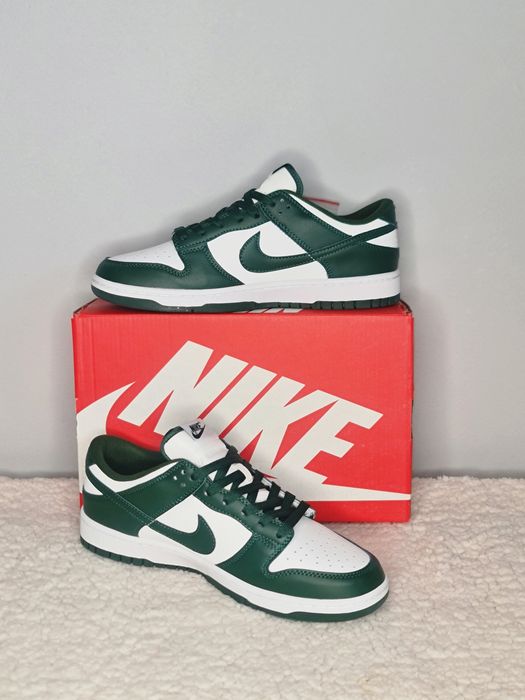 Nike Dunk low retro