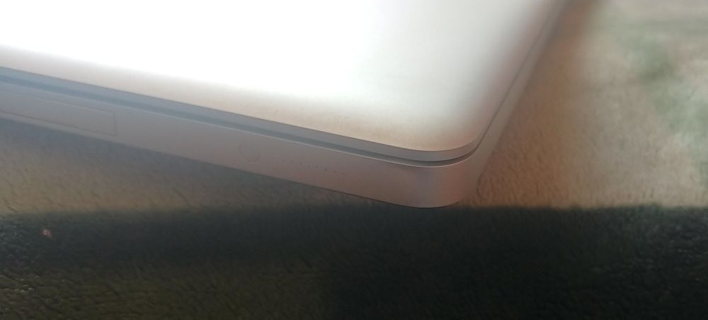 Apple MacBook Pro 17" A1297