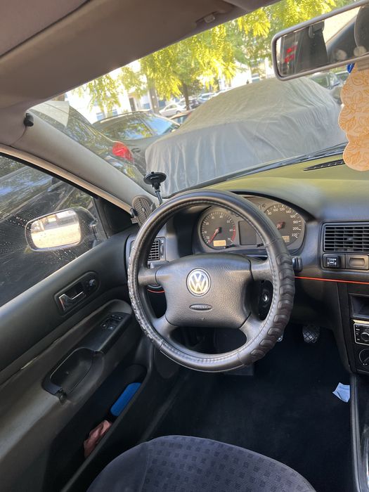 A venda Golf 4 2001