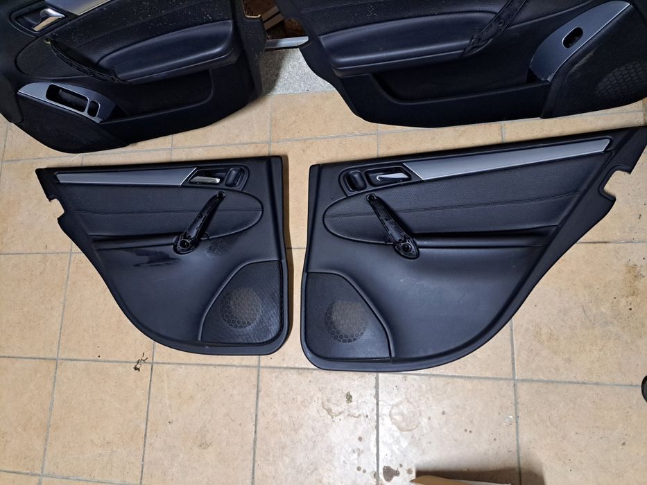 Quartelas para Mercedes-Benz W203