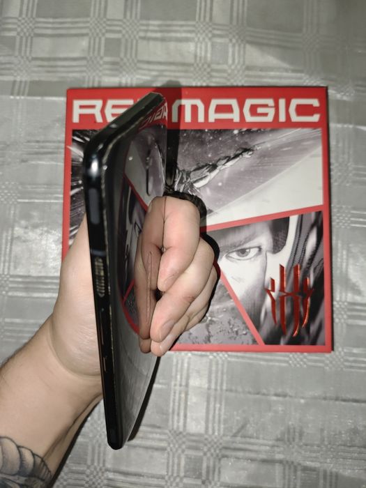 Red magic 5s(игровой телефон)