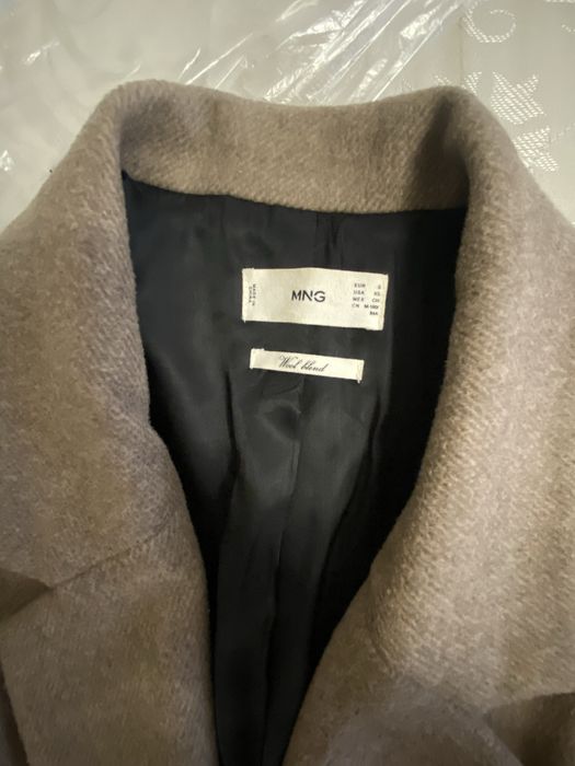 Пальто жіноче Mango