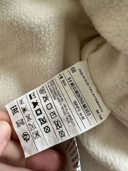 Куртка на дівчинку Benetton 6-9 міс