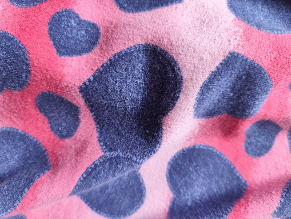 Sukienka z długim rękawem w serduszka, 122, polski producent.