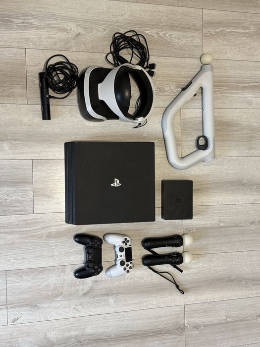 PlayStation Pro 1TB VR zestaw +gry