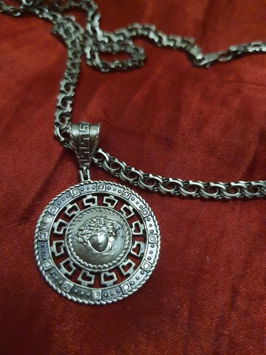 Серебряный бисмарк с подвесом Версаче