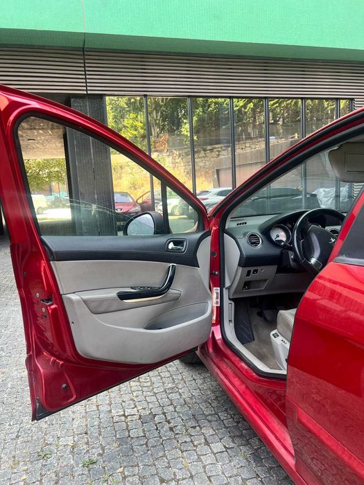 Peugeot 308 do ano 2007 a GPL