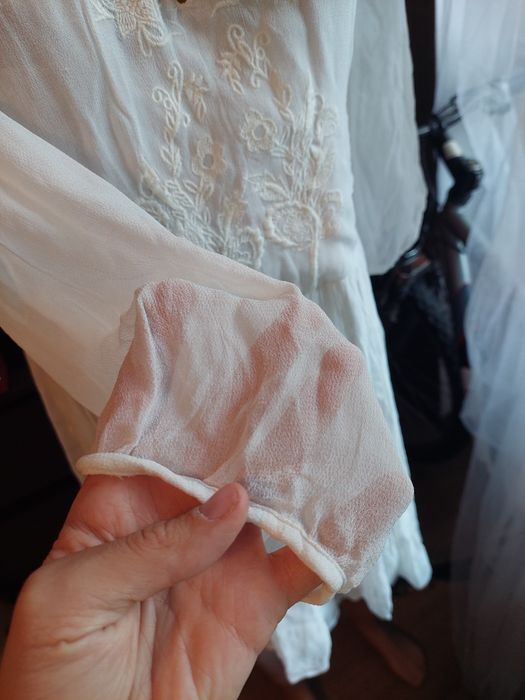 Легка біла сукня zara