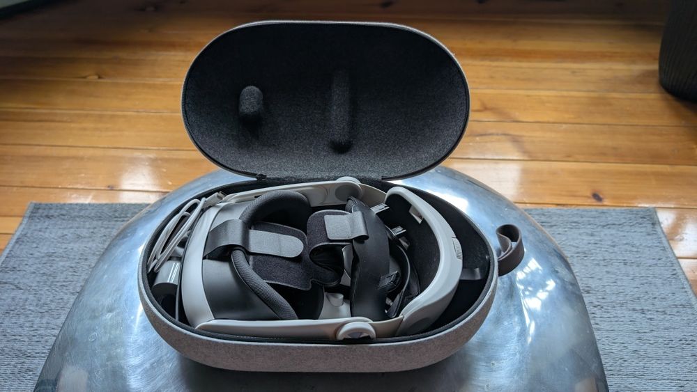 Meta Quest 3 512GB + etui Meta + Head Strap + kabel JSAUX 5m
